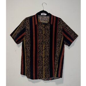 Vatpave Men's Leopard Print Striped Shirt, Size M